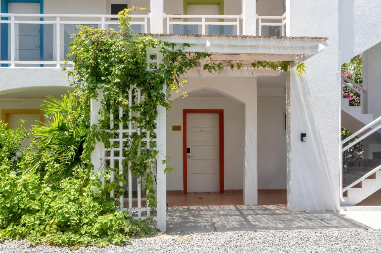 Maho Beach House - Luxe 1-Bedroom - Ocean View Экстерьер фото